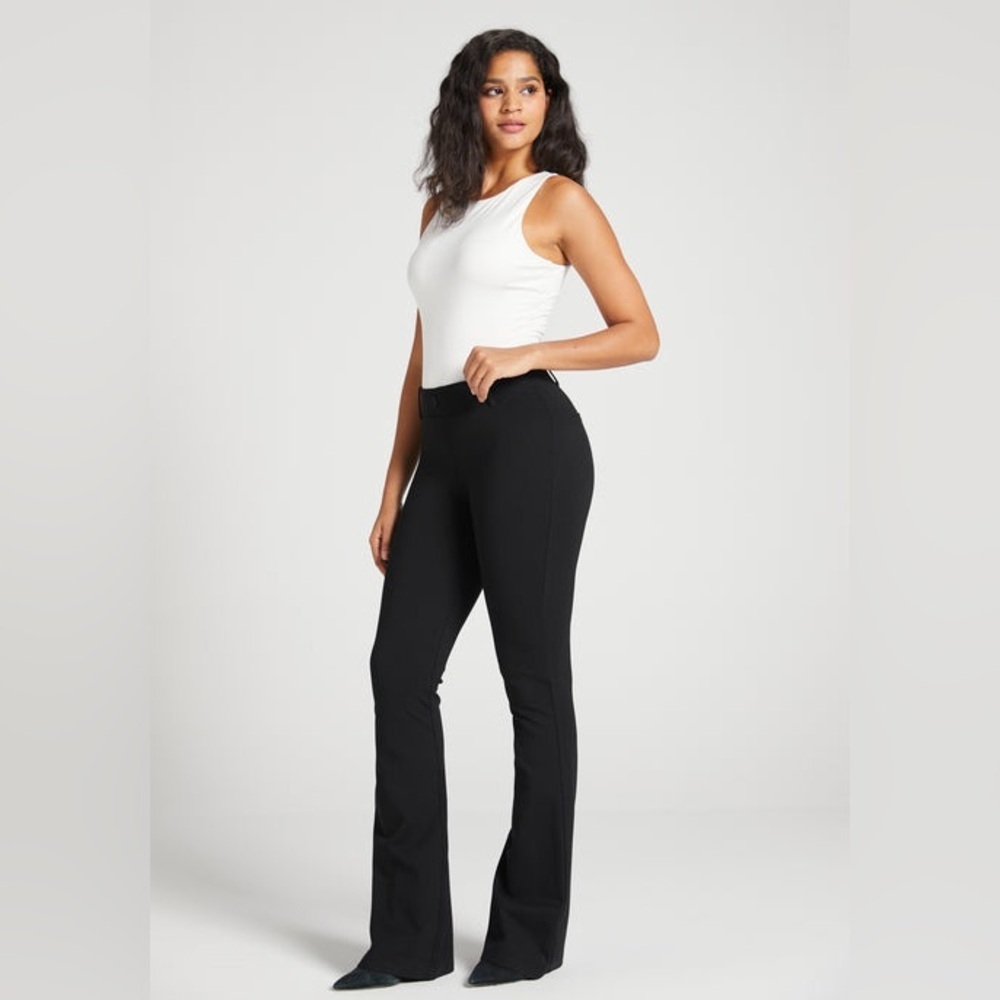 Betabrand Classic Dress Pant Yoga Pant Straight in Black Size Small Regular.